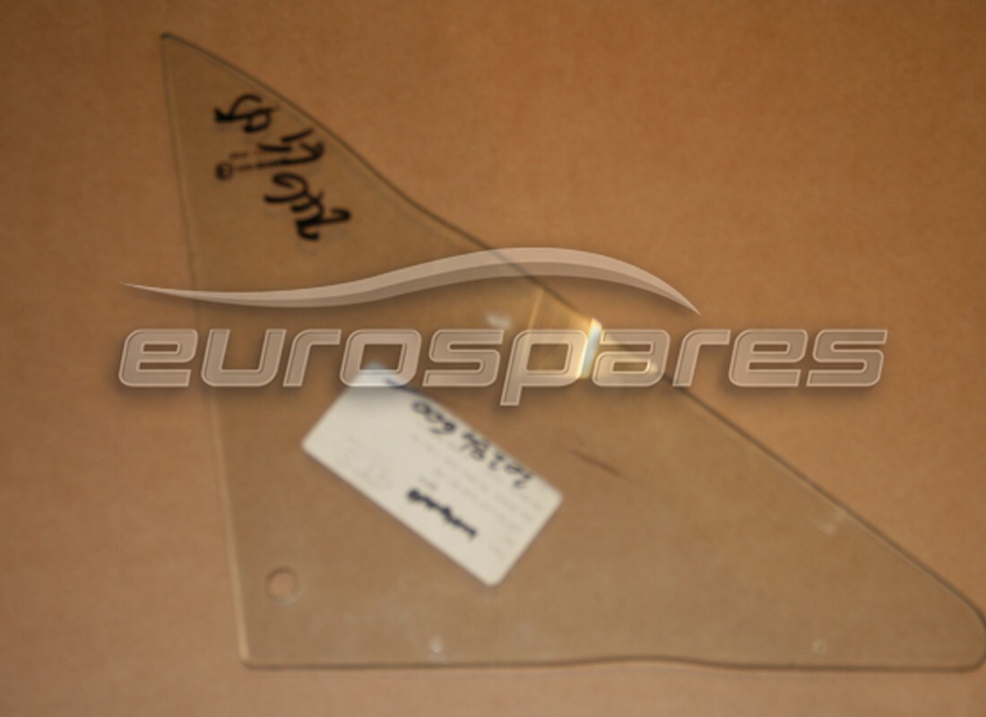 NEW (OTHER) FERRARI RH QUARTER LIGHT ASSEMBLY GTS OE. PART NUMBER 20284600 (1) new (other) ferrari rh quarter light assembly gts oe. part number 20284600 (1)