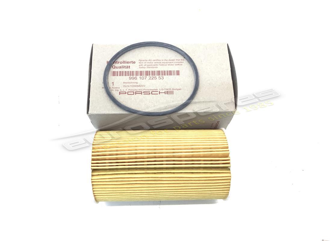 NEW Porsche OIL FILTER ELEMENT (D > MJ 2001) . PART NUMBER 99610722553 (1)