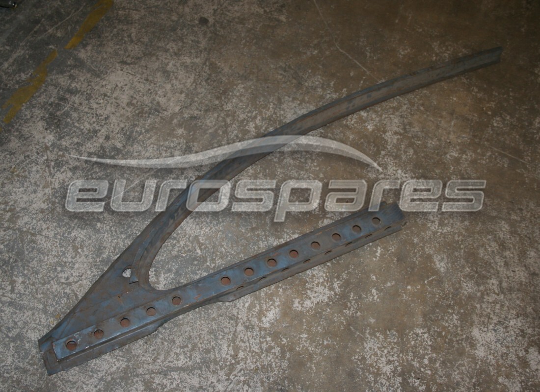 new ferrari rh frame 330 gt mk1. part number 2421418007 (1)