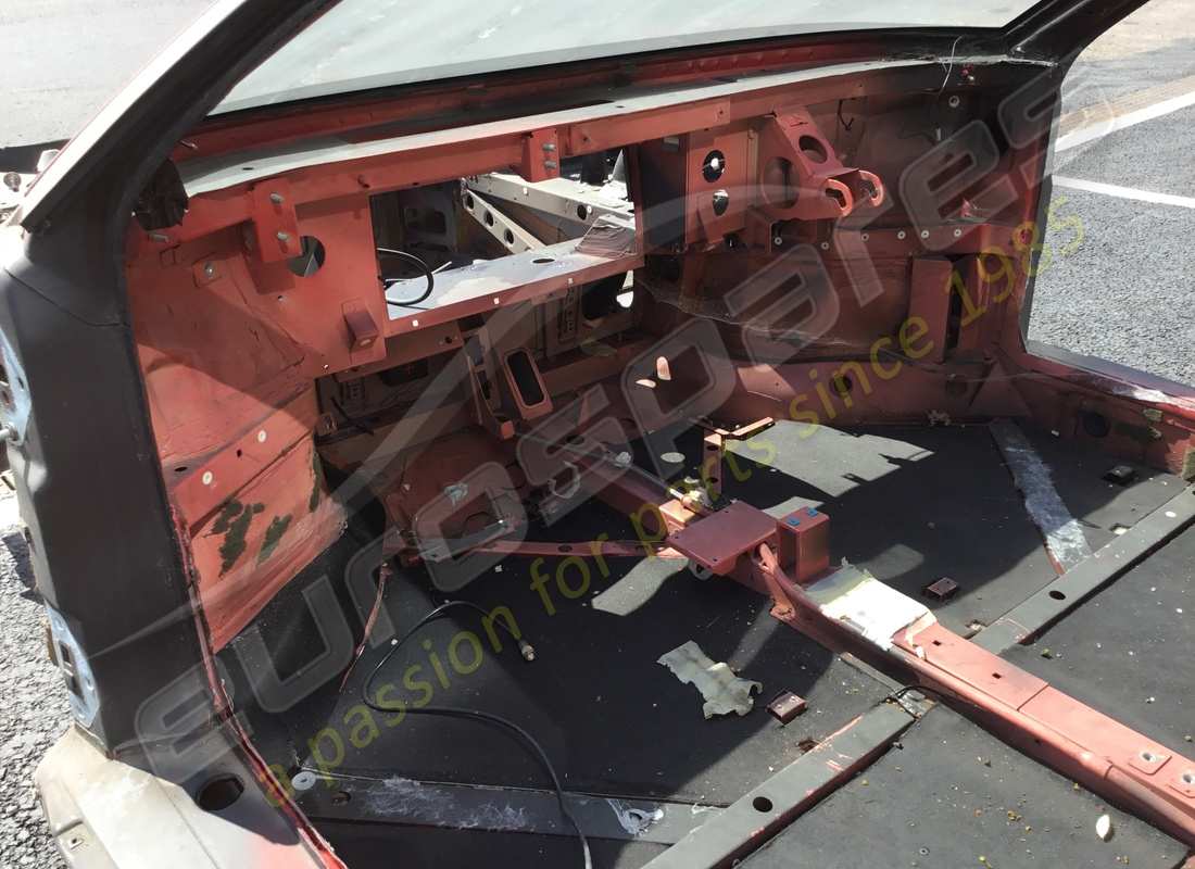 USED FERRARI FRONT CHASSIS. PART NUMBER 65742300 (7) used ferrari front chassis. part number 65742300 (7)