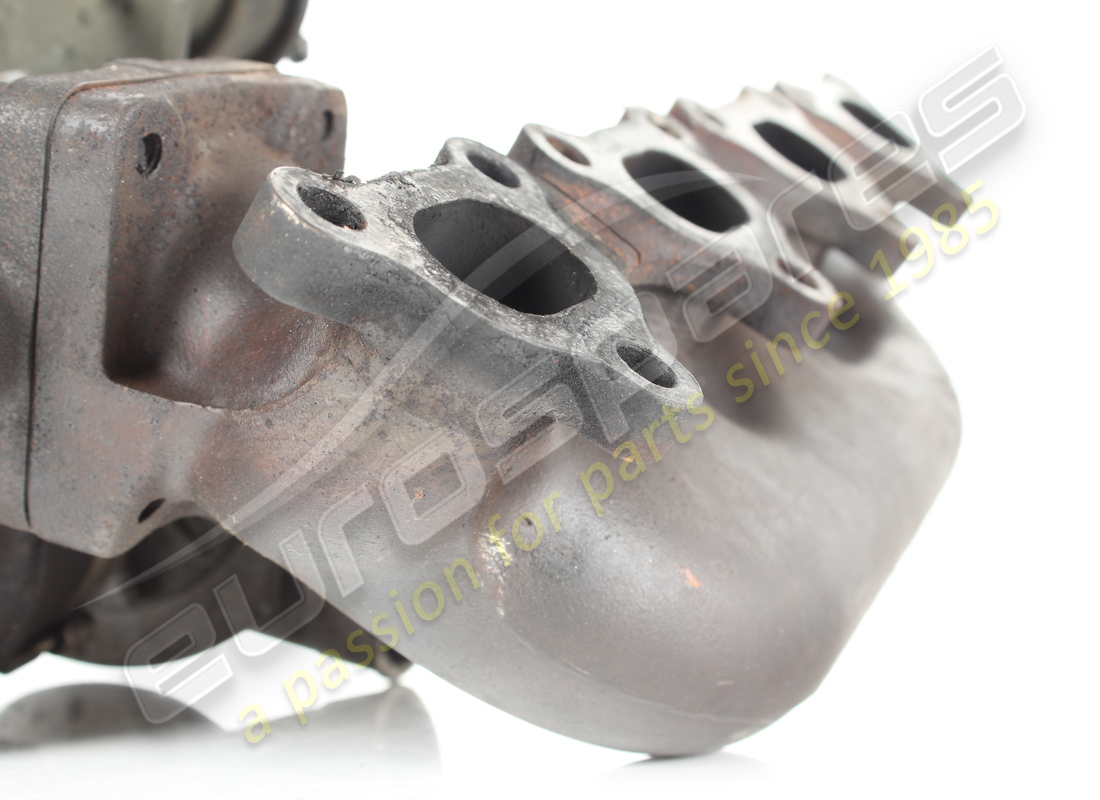 used maserati rh turbo with manifold. part number 578360000a (8)