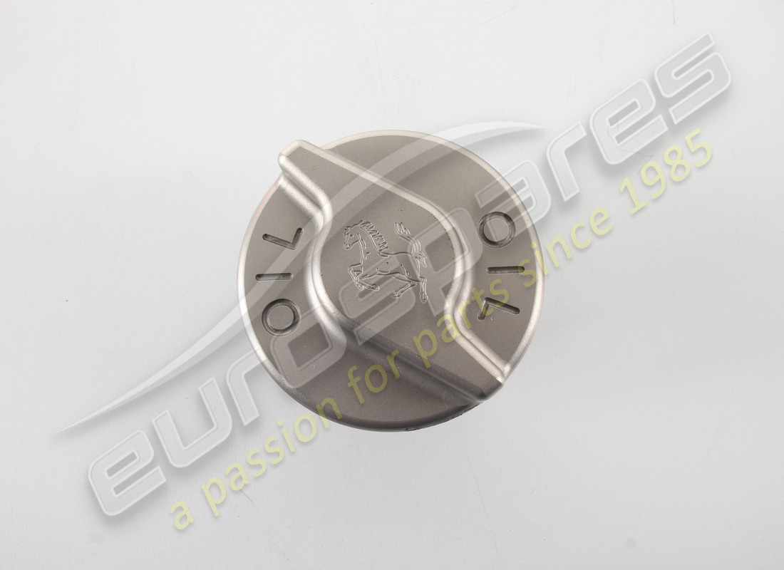 NEW FERRARI TITANIUM OIL CAP. PART NUMBER 70001457 (1) new ferrari titanium oil cap. part number 70001457 (1)