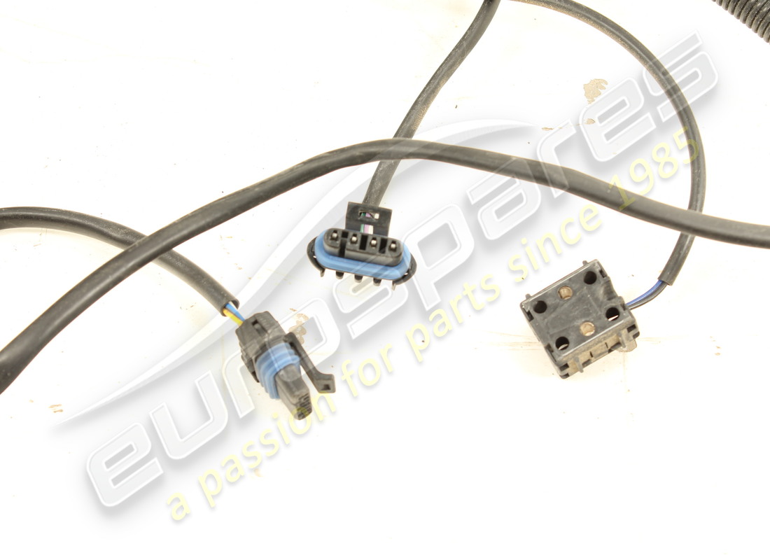 USED FERRARI FRONT SIDE CABLE. PART NUMBER 172955 (6) used ferrari front side cable. part number 172955 (6)