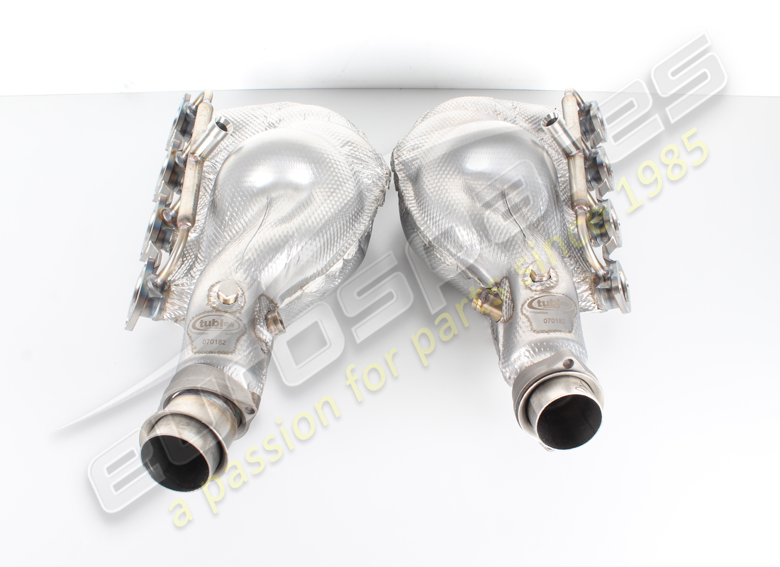 NEW TUBI 360 HEAT SHIELDED MANIFOLDS KIT, USA. PART NUMBER TSFE360C99003 (1) new tubi 360 heat shielded manifolds kit, usa. part number tsfe360c99003 (1)