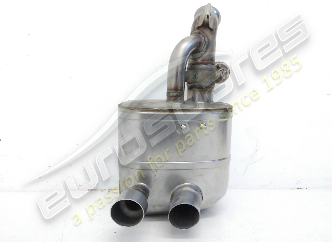 NEW FERRARI LH REAR SILENCER. PART NUMBER 253353 (1) new ferrari lh rear silencer. part number 253353 (1)