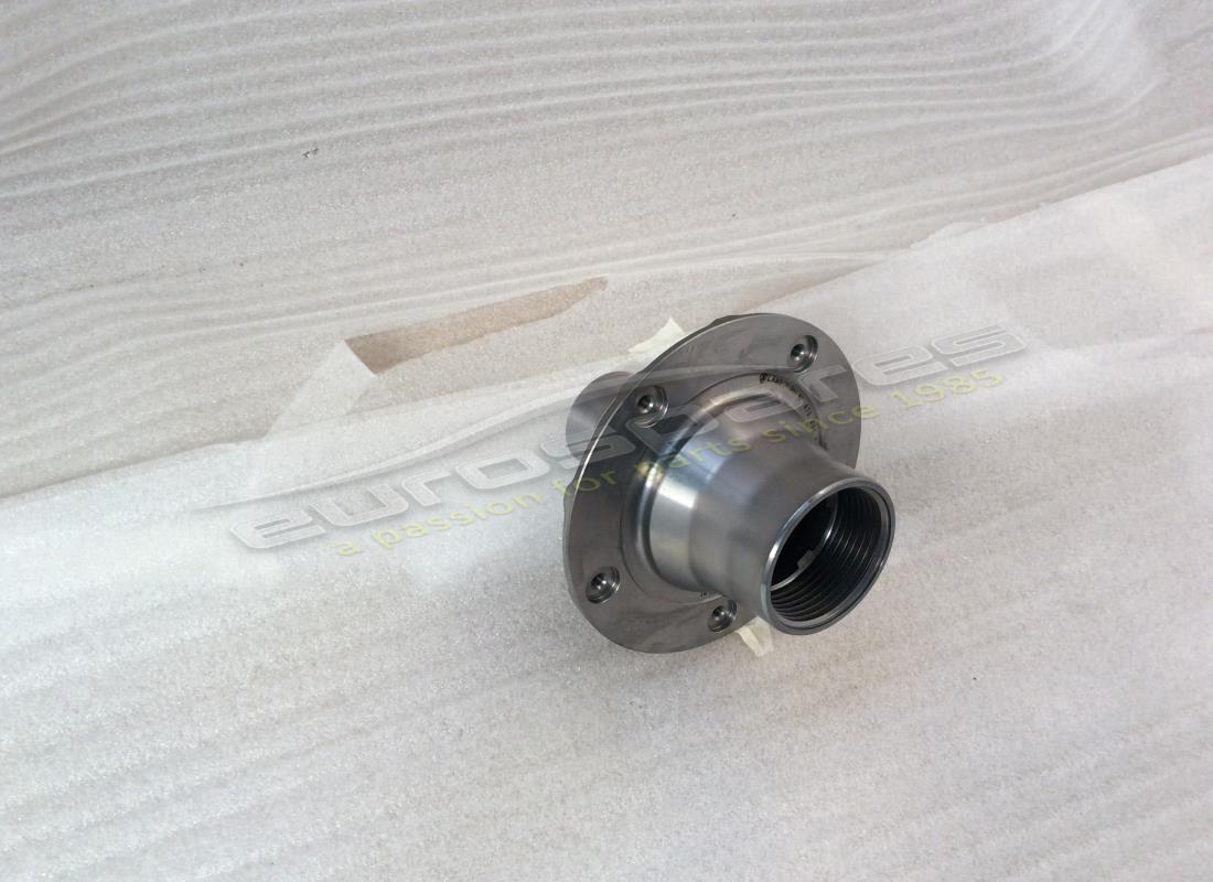 NEW LAMBORGHINI REAR WHEEL HUB. PART NUMBER 470501652E (1) new lamborghini rear wheel hub. part number 470501652e (1)
