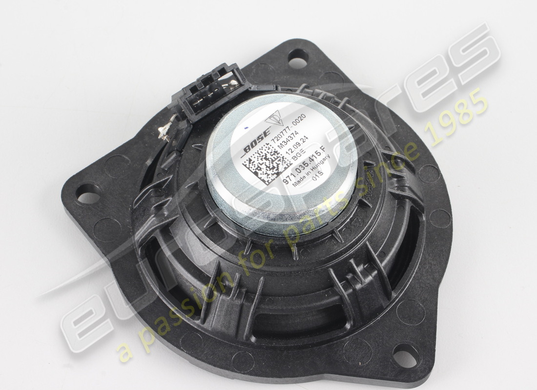 new porsche loudspeaker. part number 971035415f (2)
