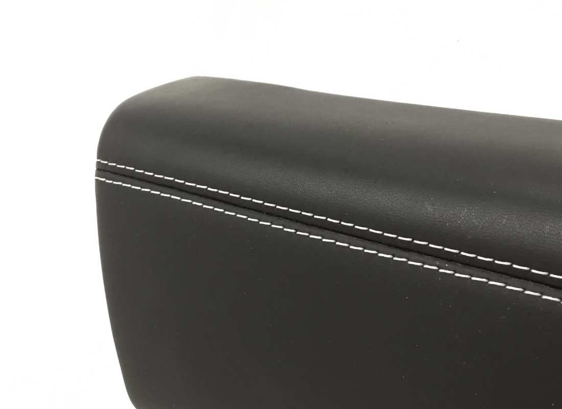 used ferrari lh door pannel. part number 84455212 (3)