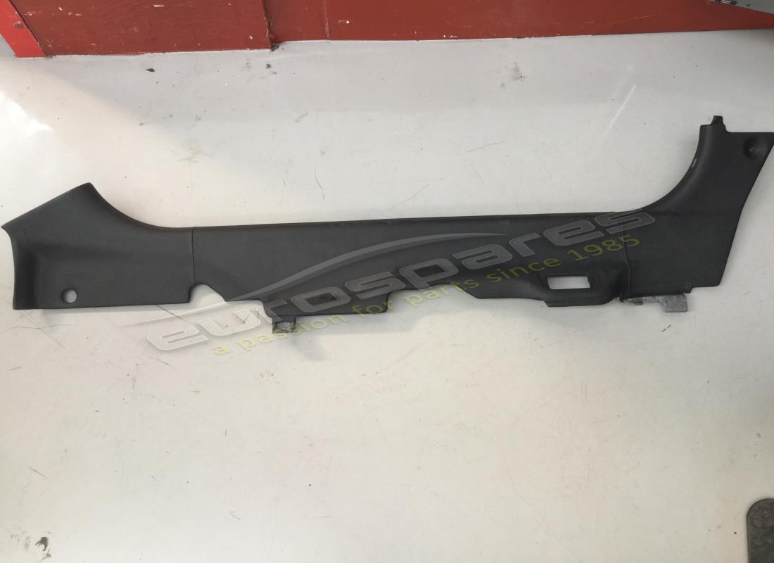 USED Ferrari RICOPRIMENTO LONGH. LAT. SX . PART NUMBER 83396900 (1)