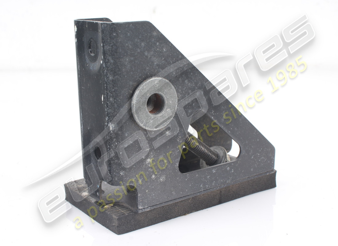 used ferrari lh mounting bracket for removable subframe. part number 254098 (2)