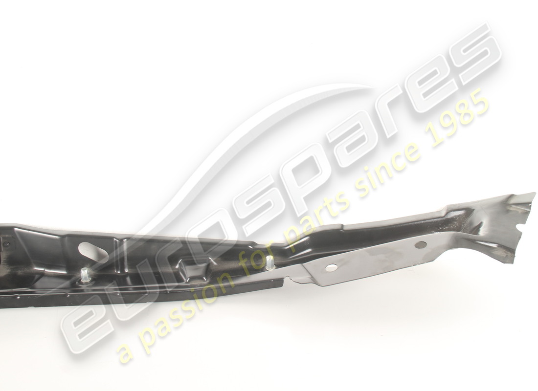new ferrari lh fender support wall. part number 68031911 (3)