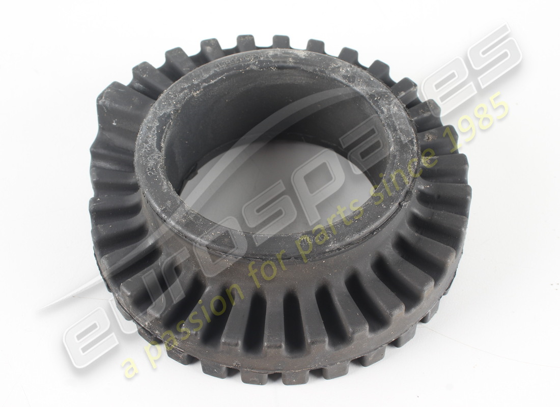 new maserati shock absorber upper ring. part number 675000034 (1)