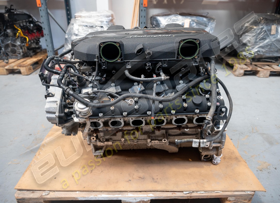 USED LAMBORGHINI LP700 ENGINE. PART NUMBER MR00Y13Q539 (6) used lamborghini lp700 engine. part number mr00y13q539 (6)