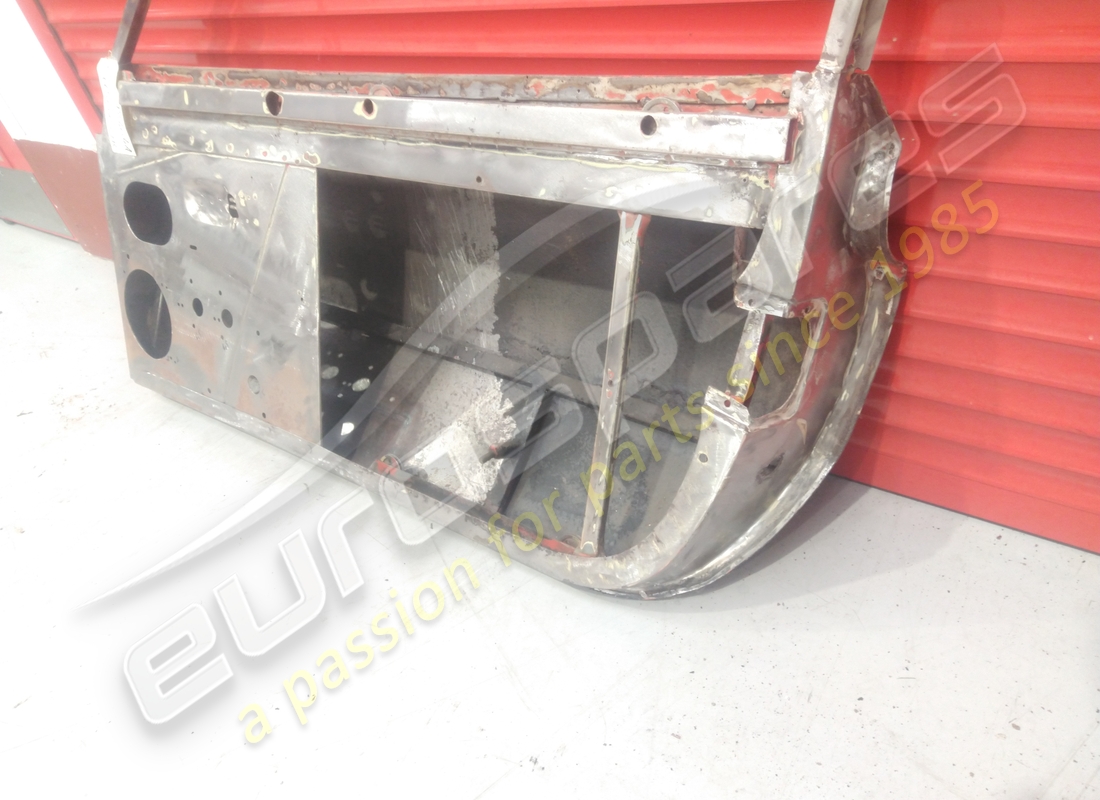 USED FERRARI RH DOOR. PART NUMBER 20018404A (3) used ferrari rh door. part number 20018404a (3)