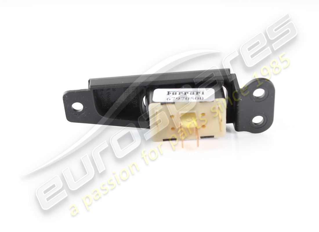 NEW FERRARI LH SWITCH FOR GLASS LIFT. PART NUMBER 67970500 (2) new ferrari lh switch for glass lift. part number 67970500 (2)