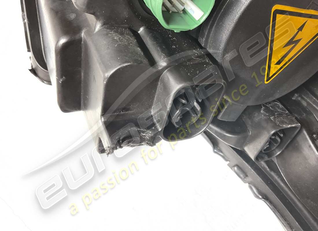 used ferrari lh bi-xenon headlight afs. part number 273623 (3)