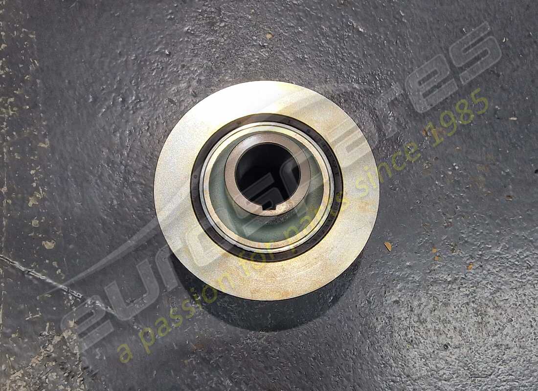 NEW FERRARI TORSION DAMPER. PART NUMBER 168565 (1) new ferrari torsion damper. part number 168565 (1)