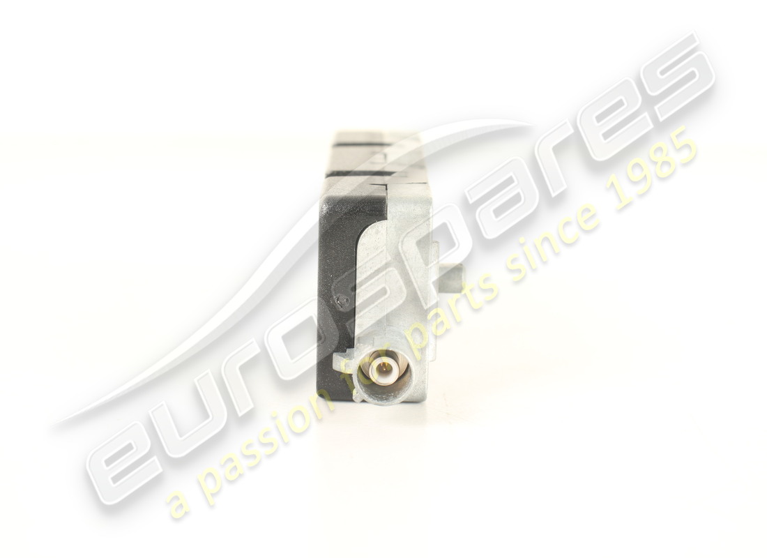 NEW MASERATI RADIO ANTENNA AMPLIFIER. PART NUMBER 231149 (4) new maserati radio antenna amplifier. part number 231149 (4)