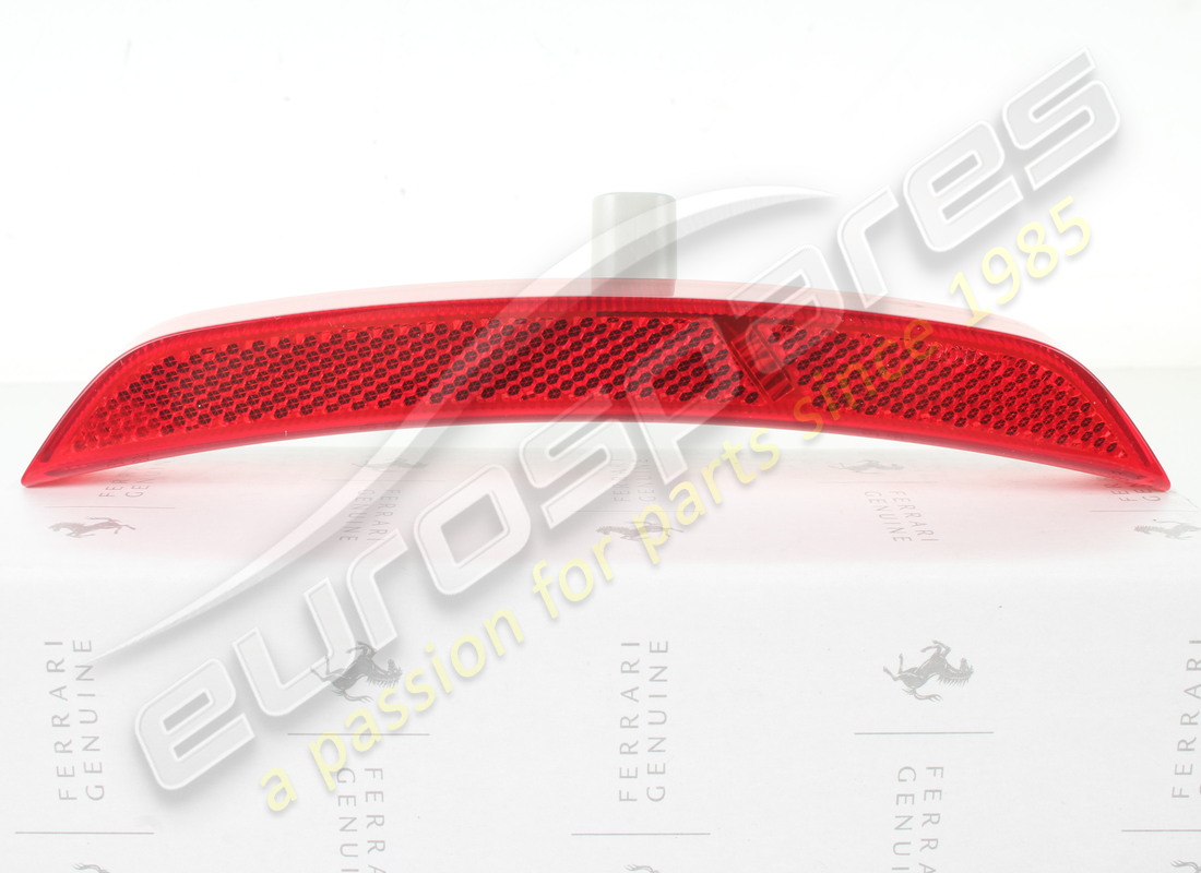 NEW FERRARI RH REAR SIDE MARKER. PART NUMBER 87329800 (1) new ferrari rh rear side marker. part number 87329800 (1)