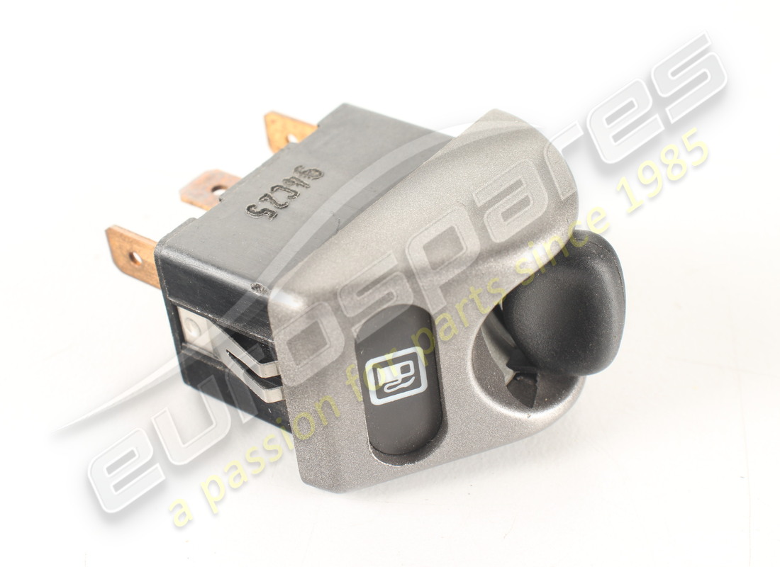 NEW FERRARI SWITCH (FUEL FILLER FLAP). PART NUMBER 153087 (1) new ferrari switch (fuel filler flap). part number 153087 (1)