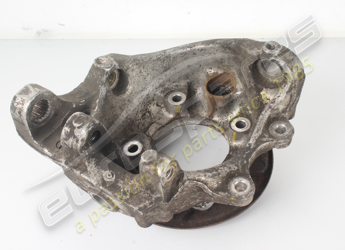 USED MASERATI COMPLETE LH REAR HUB HOLDE. PART NUMBER 216251 (6) used maserati complete lh rear hub holde. part number 216251 (6)