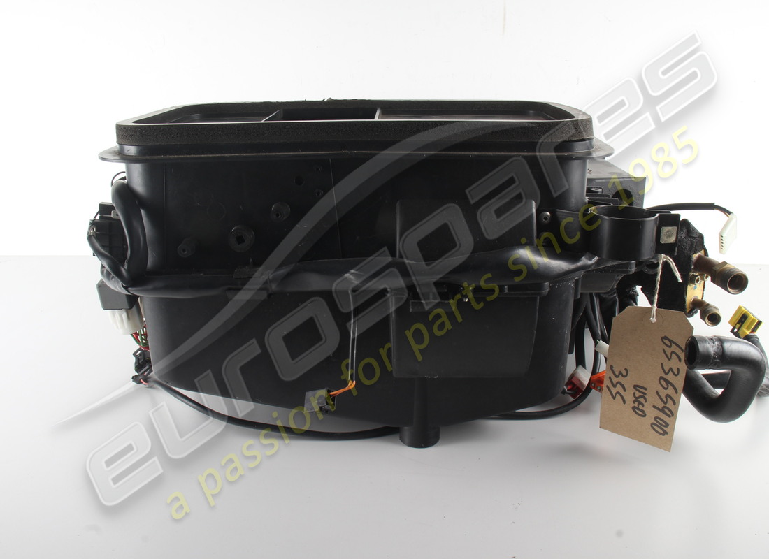 USED FERRARI EVAPORATOR ASSEMBLY RHD PART NUMBER 65365900 (6) used ferrari evaporator assembly rhd part number 65365900 (6)