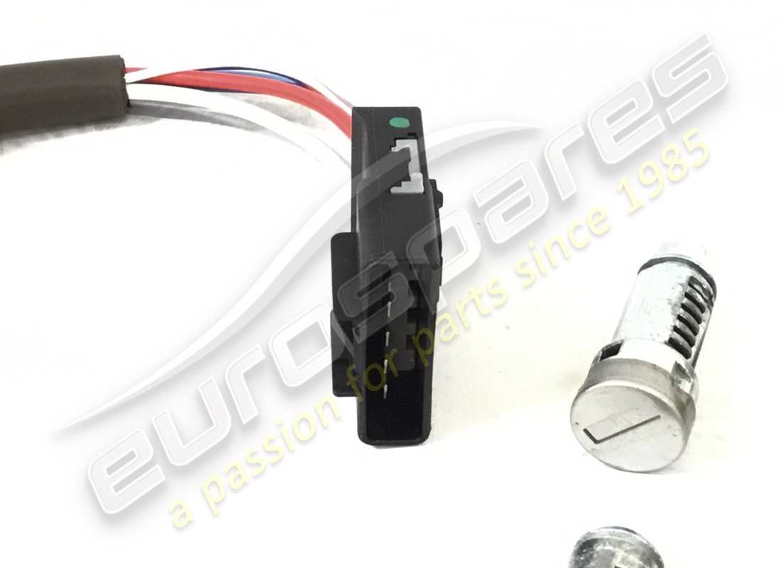 NEW FERRARI LOCKS SET COMPLETED WITH STE. PART NUMBER 213632 (2) new ferrari locks set completed with ste. part number 213632 (2)