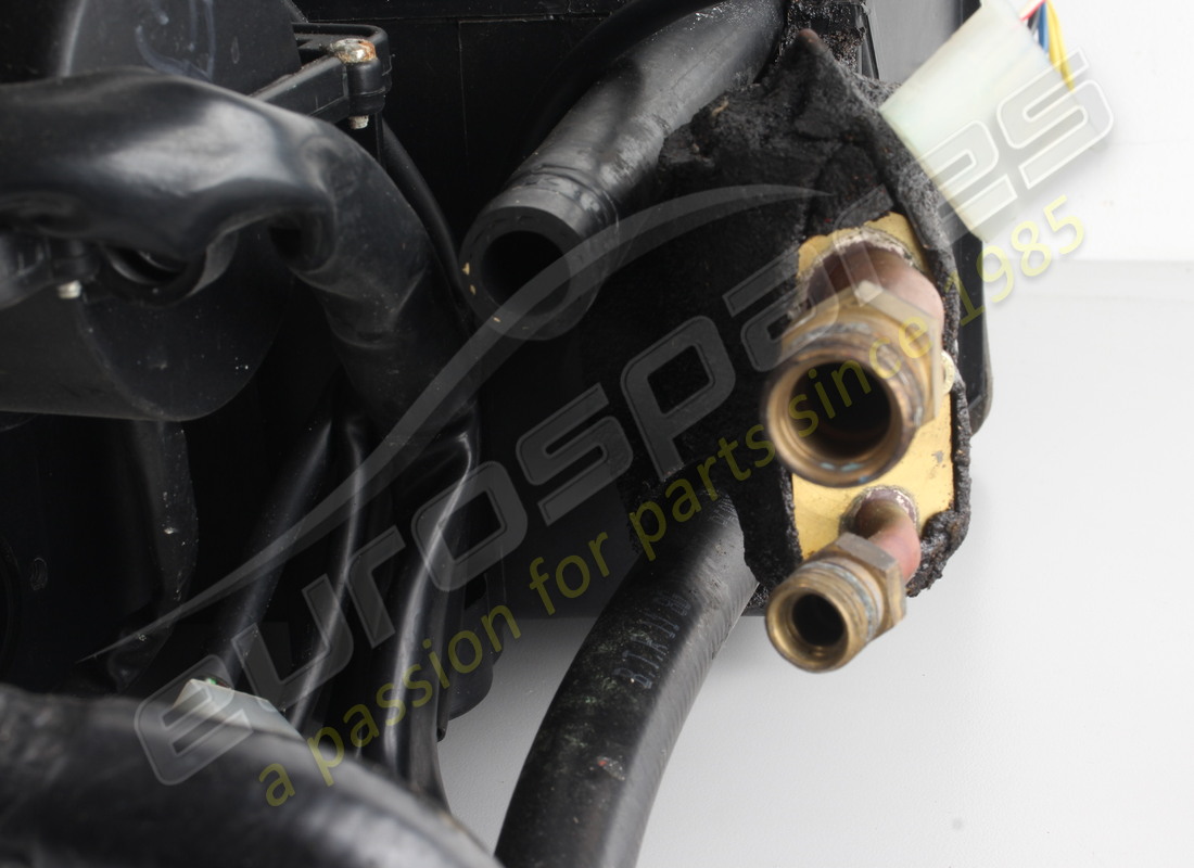 USED FERRARI EVAPORATOR ASSEMBLY RHD PART NUMBER 65365900 (10) used ferrari evaporator assembly rhd part number 65365900 (10)