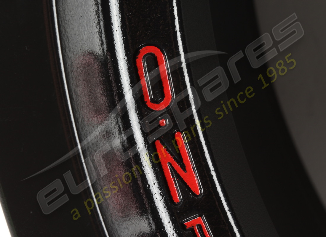 NEW FERRARI FRONT WHEEL - OZ RACING (9JX17''). PART NUMBER A2082 (5) new ferrari front wheel - oz racing (9jx17''). part number a2082 (5)