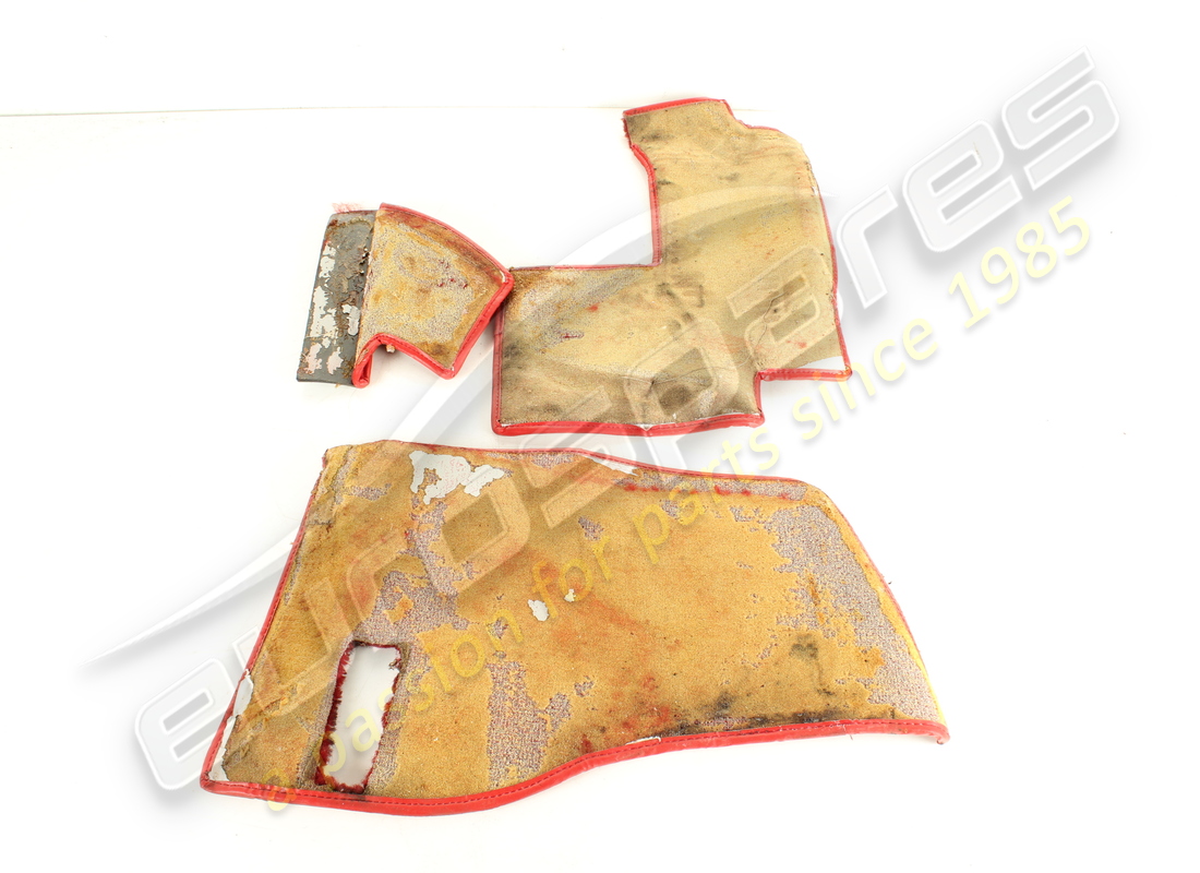 USED FERRARI LHD COMPLETE CARPET SET. PART NUMBER 95999003 (12) used ferrari lhd complete carpet set. part number 95999003 (12)