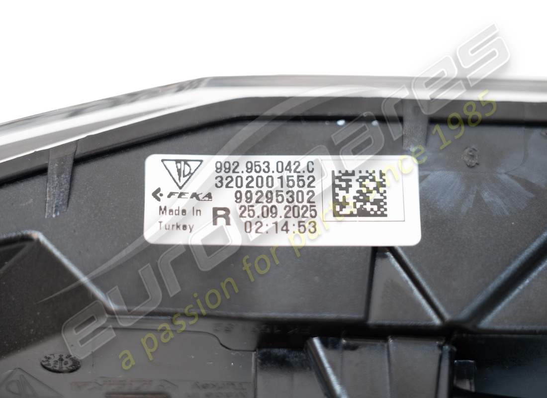 NEW PORSCHE TURN SIGNAL REPEATER. PART NUMBER 992953042C (4) new porsche turn signal repeater. part number 992953042c (4)