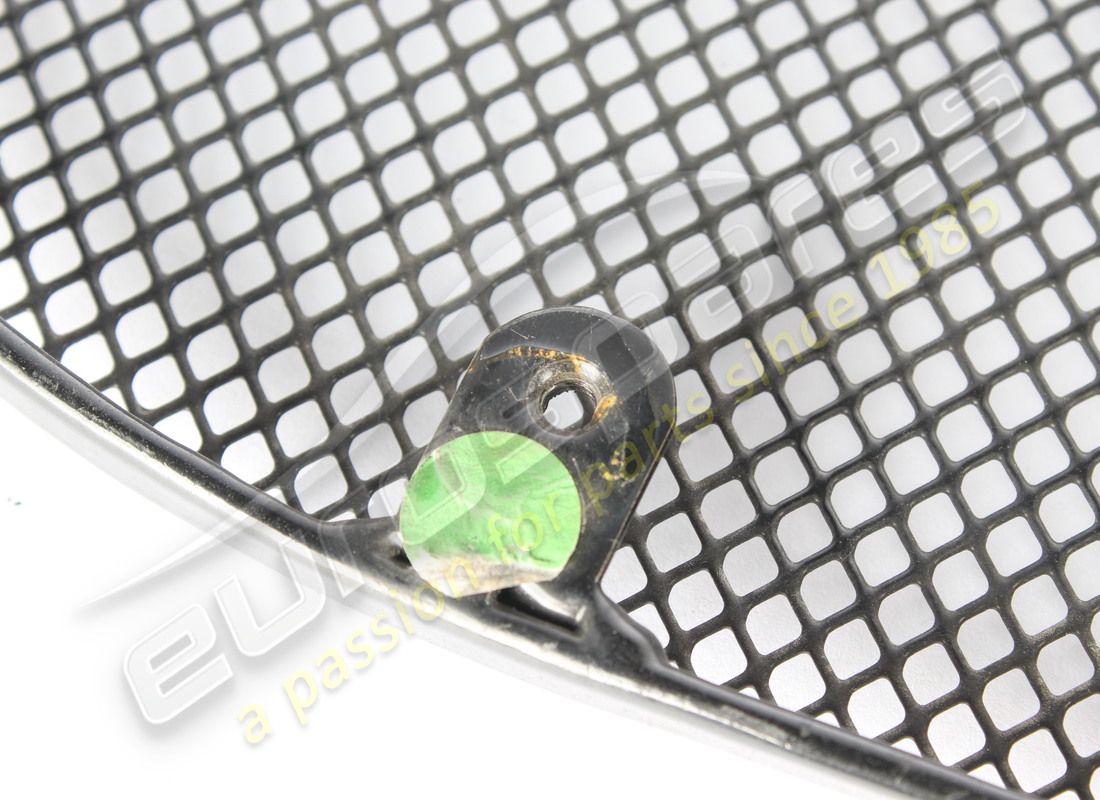 used ferrari lh engine compartment lid grille. part number 82806800 (3)