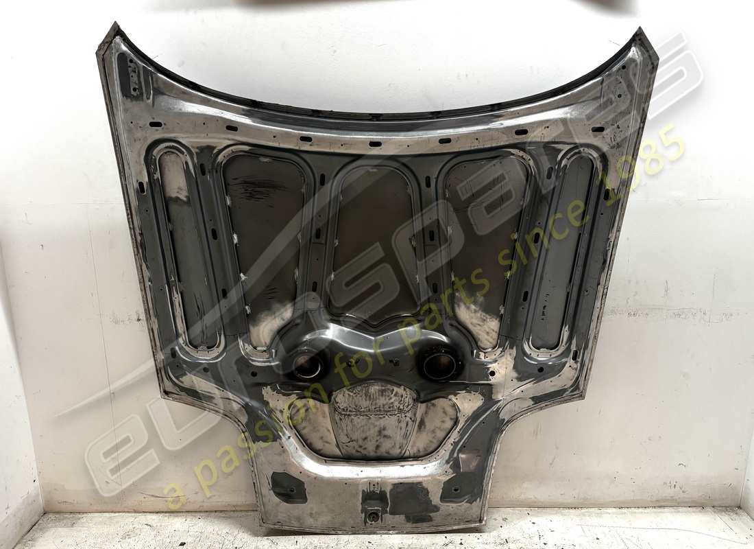used ferrari front hood bonnet. part number 66080000 (3)