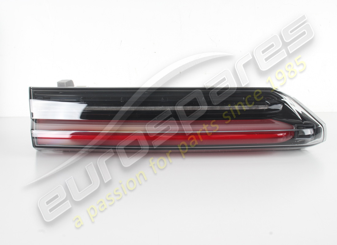 NEW LAMBORGHINI SIDE MARKER REFLECTOR (REAR LIGHT). PART NUMBER 4ML945071B (1) new lamborghini side marker reflector (rear light). part number 4ml945071b (1)