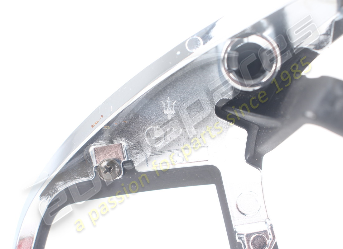 USED MASERATI STEER.WHEEL FRONT TRIM BLACK. PART NUMBER 673000082 (7) used maserati steer.wheel front trim black. part number 673000082 (7)