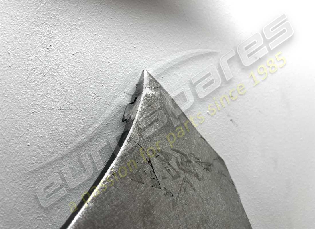 used ferrari front hood bonnet. part number 66080000 (4)