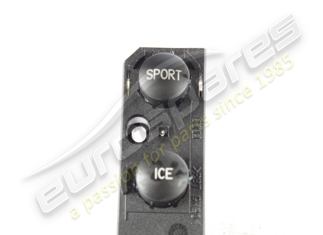 NEW MASERATI NIT CTRL.BUTTON PLATE. PART NUMBER 275781 (2) new maserati nit ctrl.button plate. part number 275781 (2)