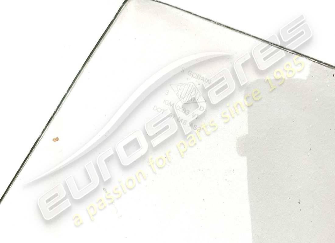 NEW FERRARI LH REAR QUARTER WINDOW. PART NUMBER 30248504 (2) new ferrari lh rear quarter window. part number 30248504 (2)