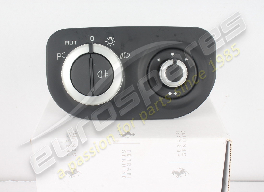 NEW FERRARI PLATE FOR LIGHTS AND REARVIE. PART NUMBER 191966 (5) new ferrari plate for lights and rearvie. part number 191966 (5)