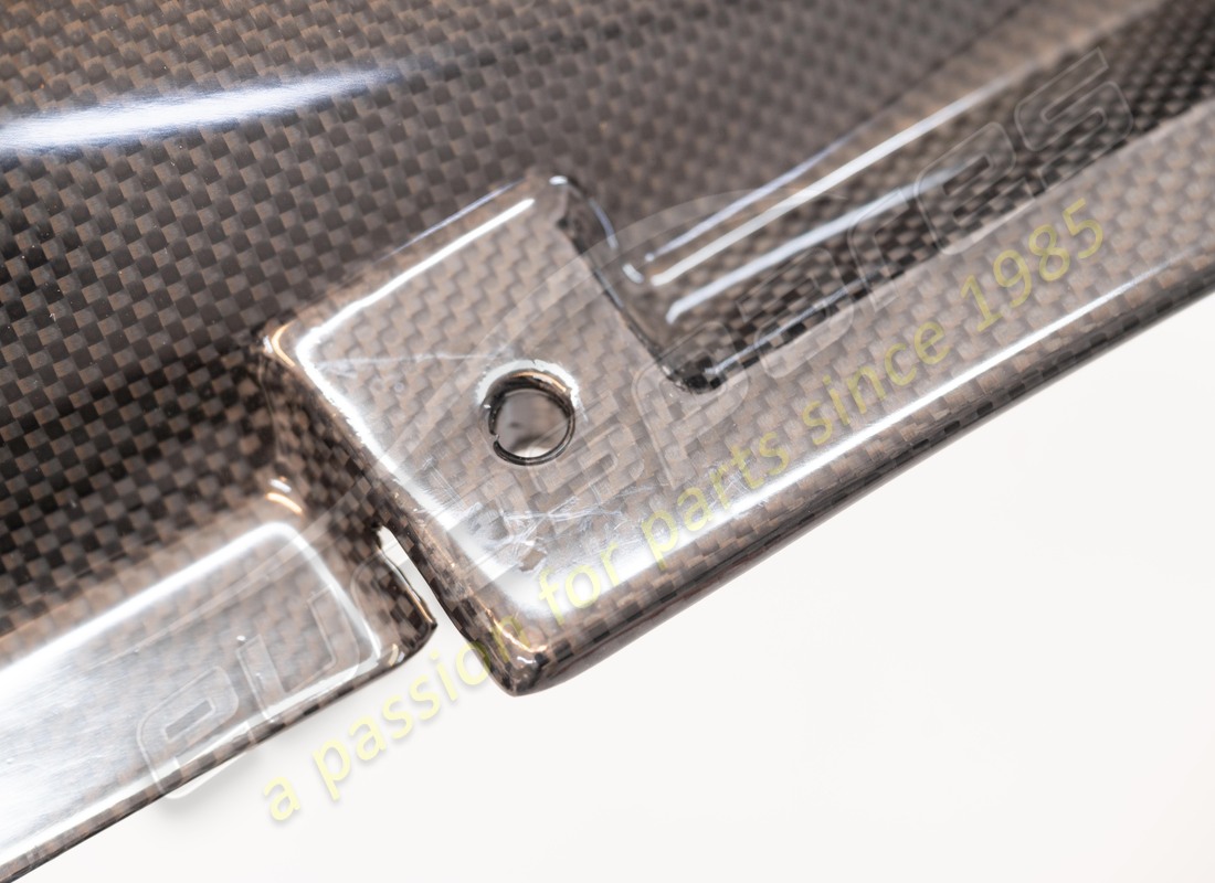 NEW (OTHER) FERRARI LH REAR PANEL -CARBON PANE. PART NUMBER 68615100 (5) new (other) ferrari lh rear panel -carbon pane. part number 68615100 (5)