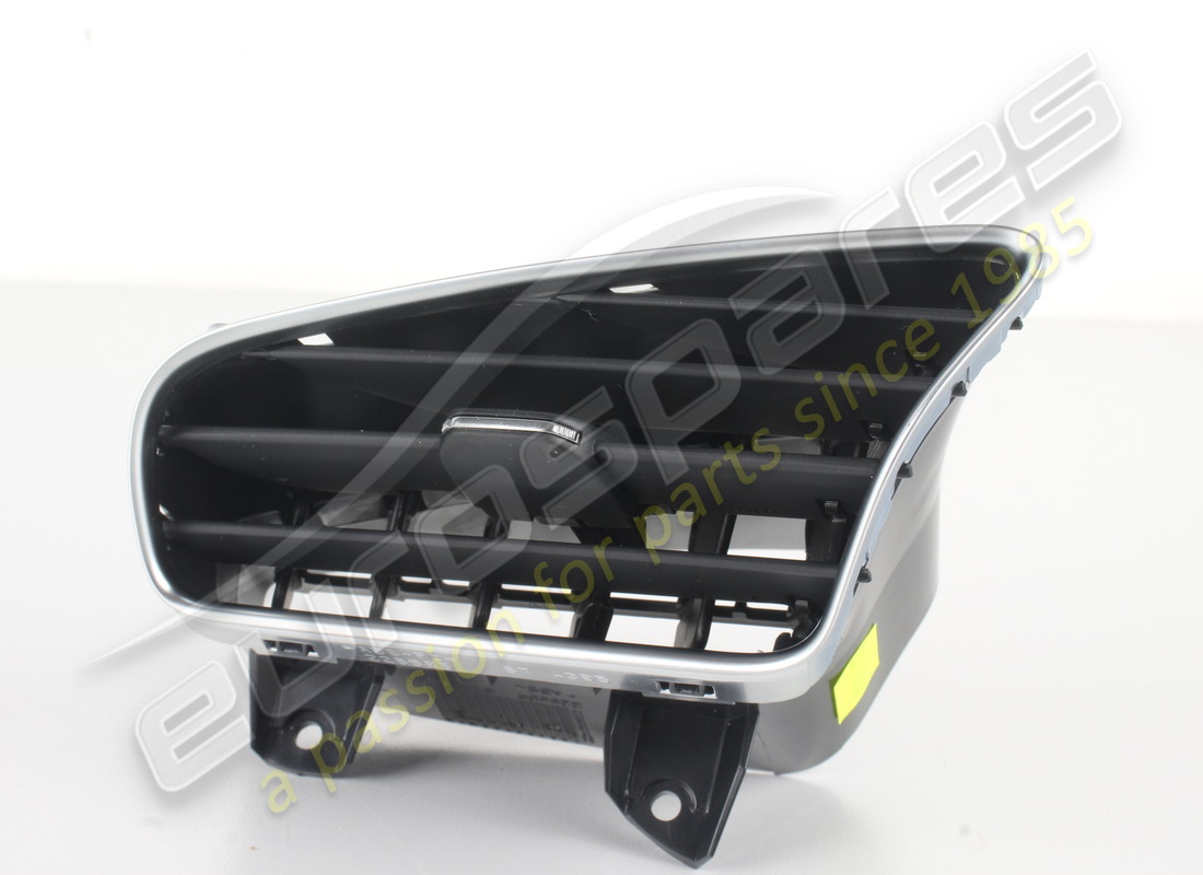 NEW FERRARI LOWER CENTRAL AIR VENT. PART NUMBER 81496900 (1) new ferrari lower central air vent. part number 81496900 (1)