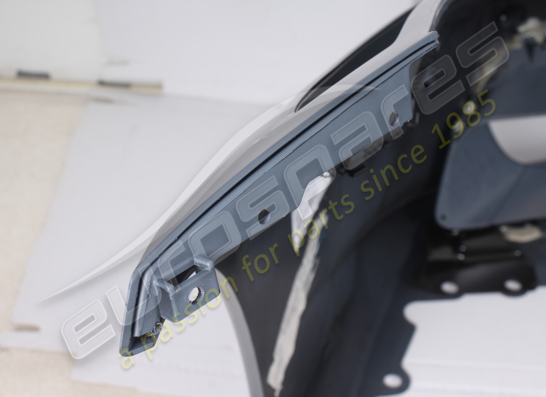 new ferrari front bumper. part number 83104710 (4)