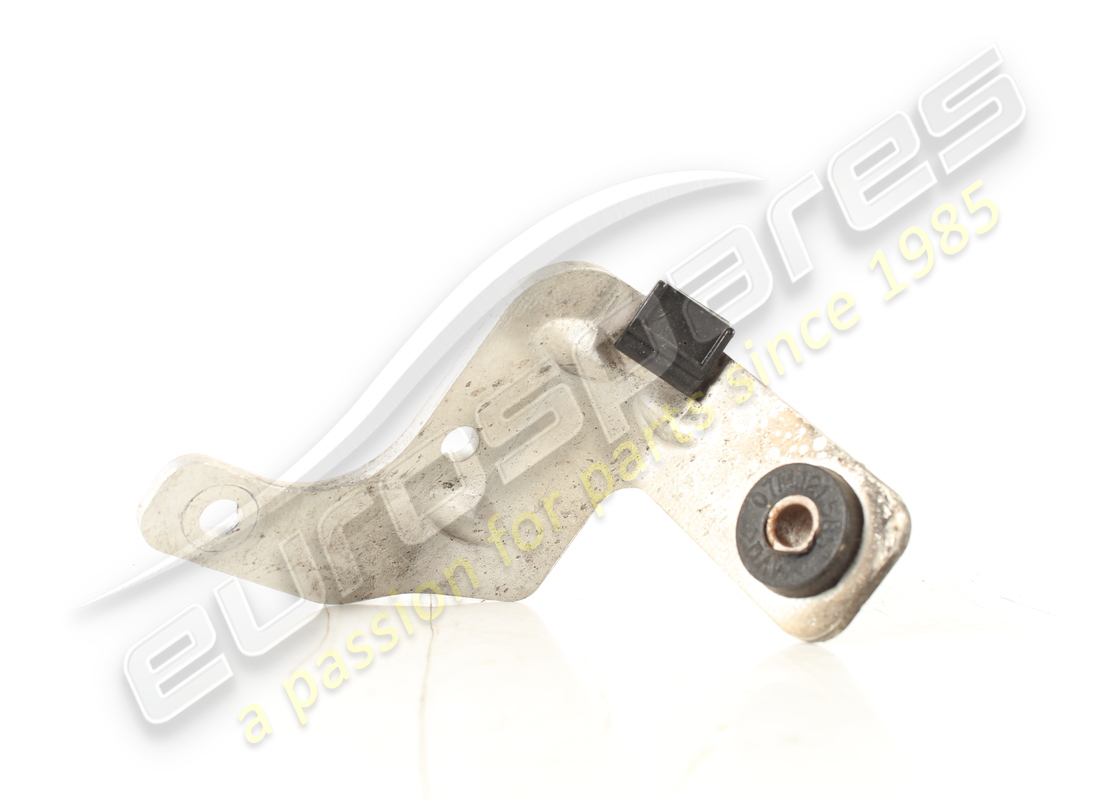 used lamborghini bracket sx.scambiatore. part number 470117097 (1)