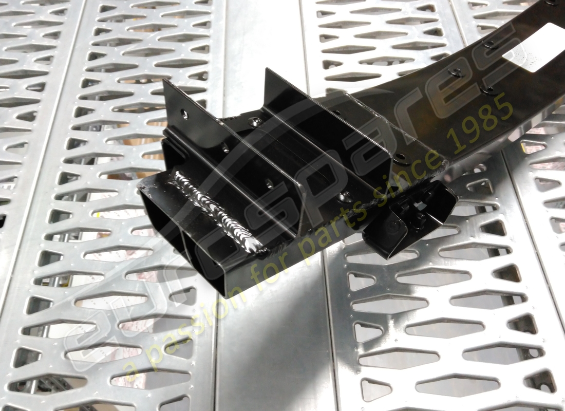 NEW FERRARI FRONT BUMPER MOUNTING CROSS-. PART NUMBER 985336202 (3) new ferrari front bumper mounting cross-. part number 985336202 (3)