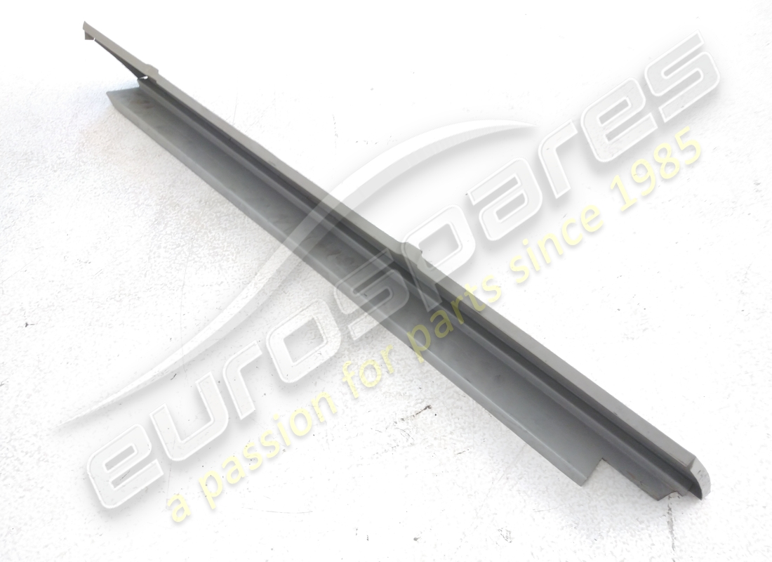 NEW FERRARI RH DOOR SILL. PART NUMBER 40155905 (2) new ferrari rh door sill. part number 40155905 (2)