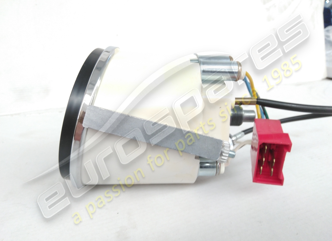 NEW FERRARI 246 USA SPEEDOMETER MPH. PART NUMBER 401417 (3) new ferrari 246 usa speedometer mph. part number 401417 (3)