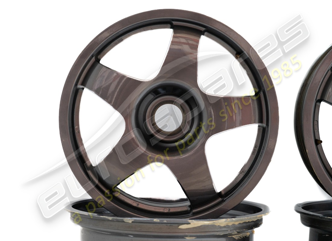 USED FERRARI SPEEDLINE LM WHEELS SET 18 INCH. PART NUMBER EAP748269 (3) used ferrari speedline lm wheels set 18 inch. part number eap748269 (3)