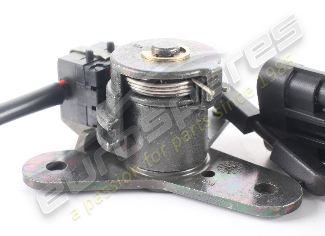 new ferrari safety block door rh part number 63180300 (5)