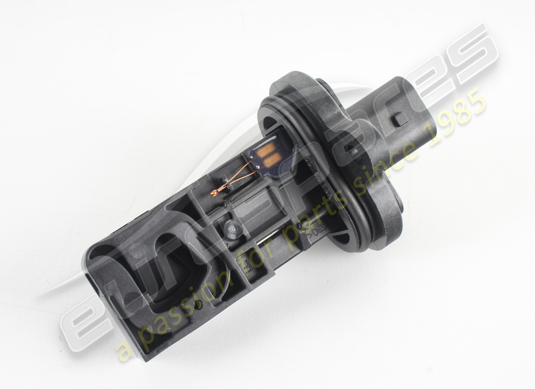 NEW MASERATI MASS FLOW AIR SENSOR. PART NUMBER 237886 (1) new maserati mass flow air sensor. part number 237886 (1)