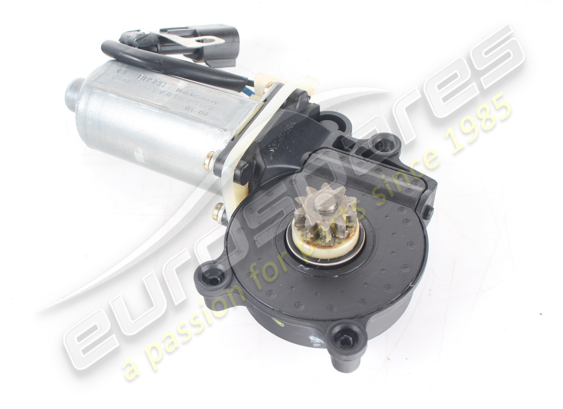 USED FERRARI LH WINDOW MOTOR. PART NUMBER 63211900 (1) used ferrari lh window motor. part number 63211900 (1)